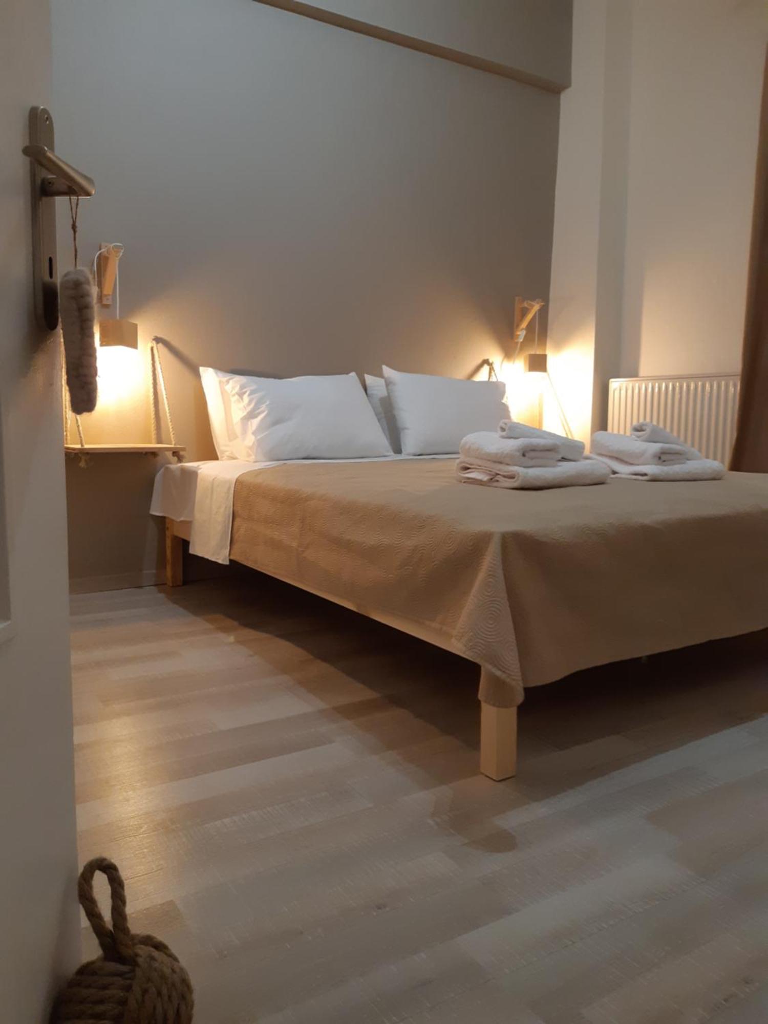 Delphic Moments - Sunny App 3Br, 2Ba With View Apartman Kültér fotó