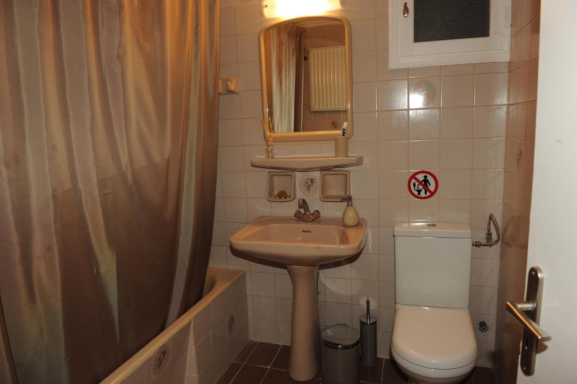 Delphic Moments - Sunny App 3Br, 2Ba With View Apartman Kültér fotó