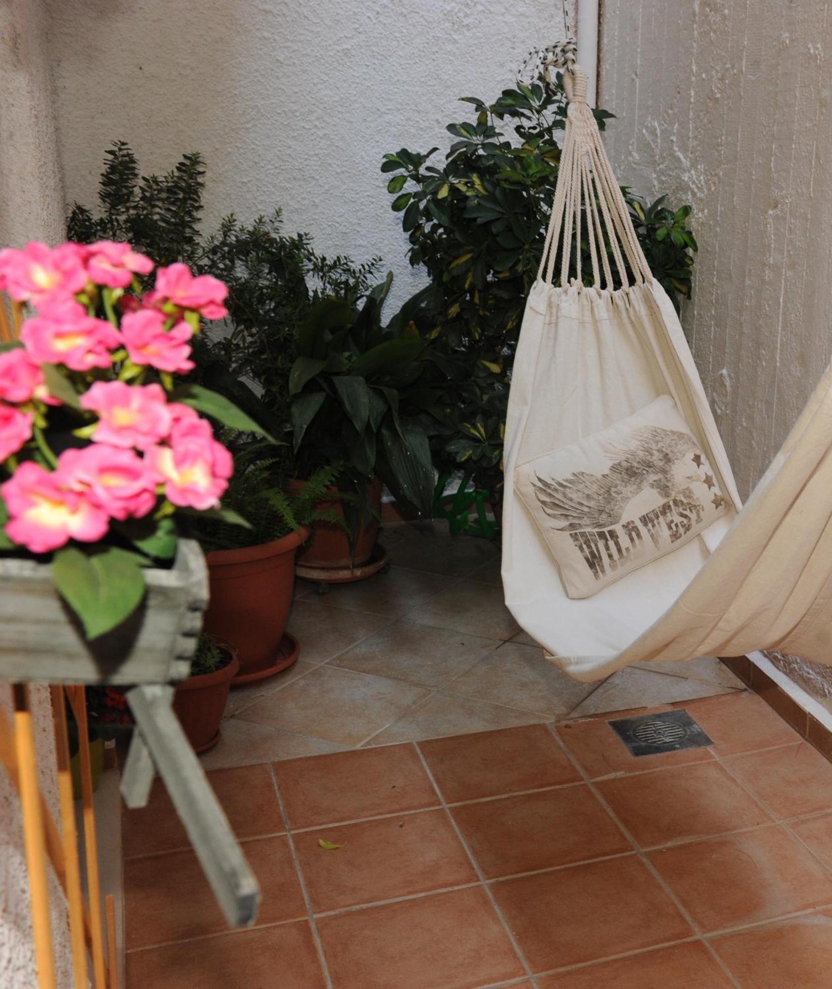 Delphic Moments - Sunny App 3Br, 2Ba With View Apartman Kültér fotó